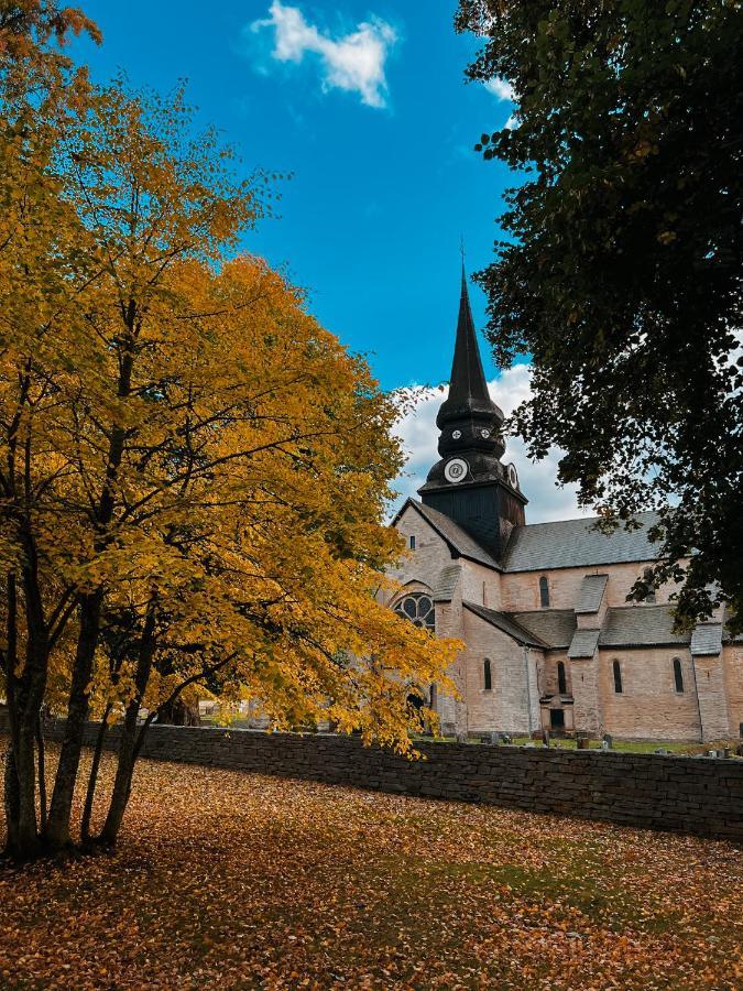 Klostergardens Vandrarhem Varnhem Exterior photo